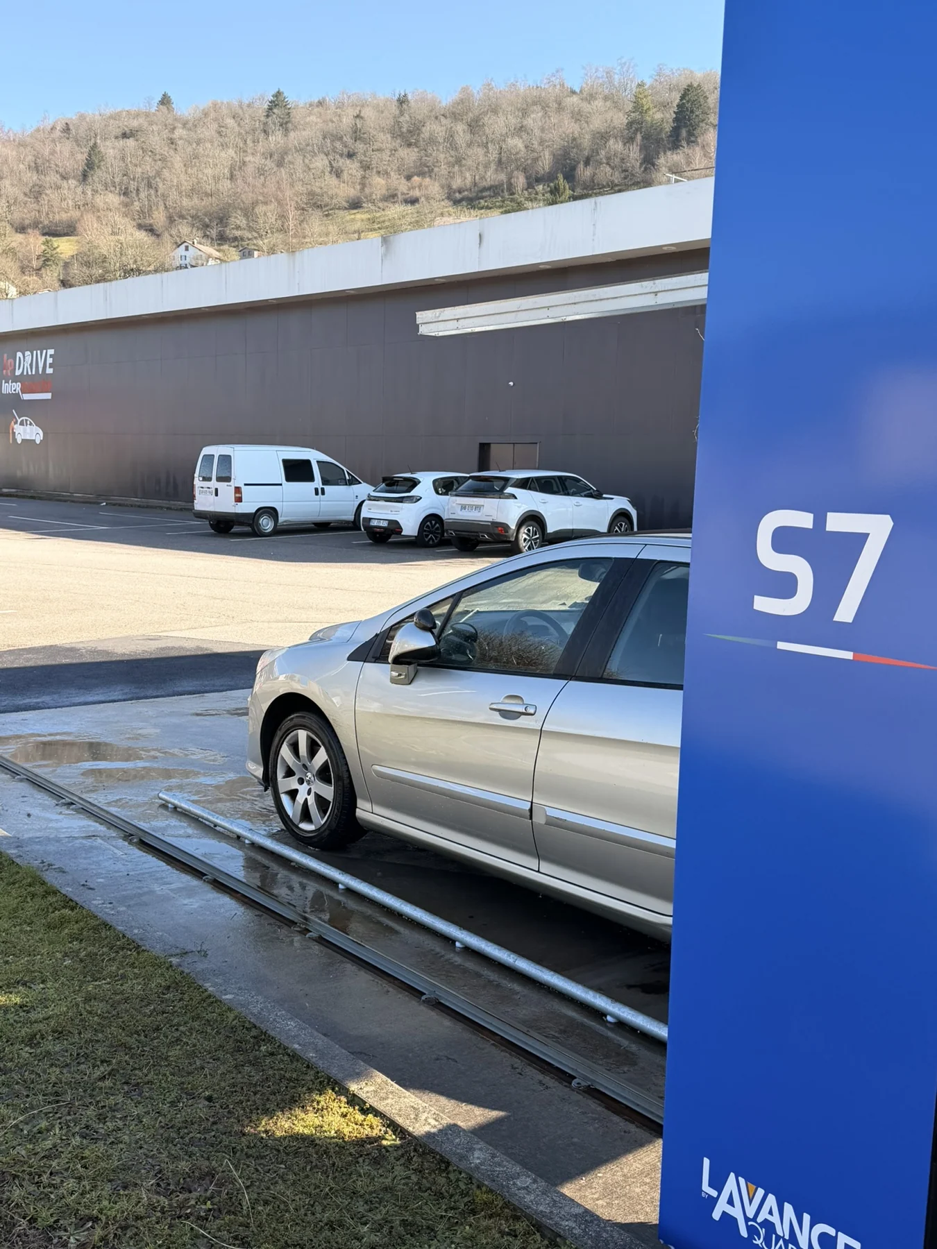 Vue latérale du portique Aquarama S7 bleu